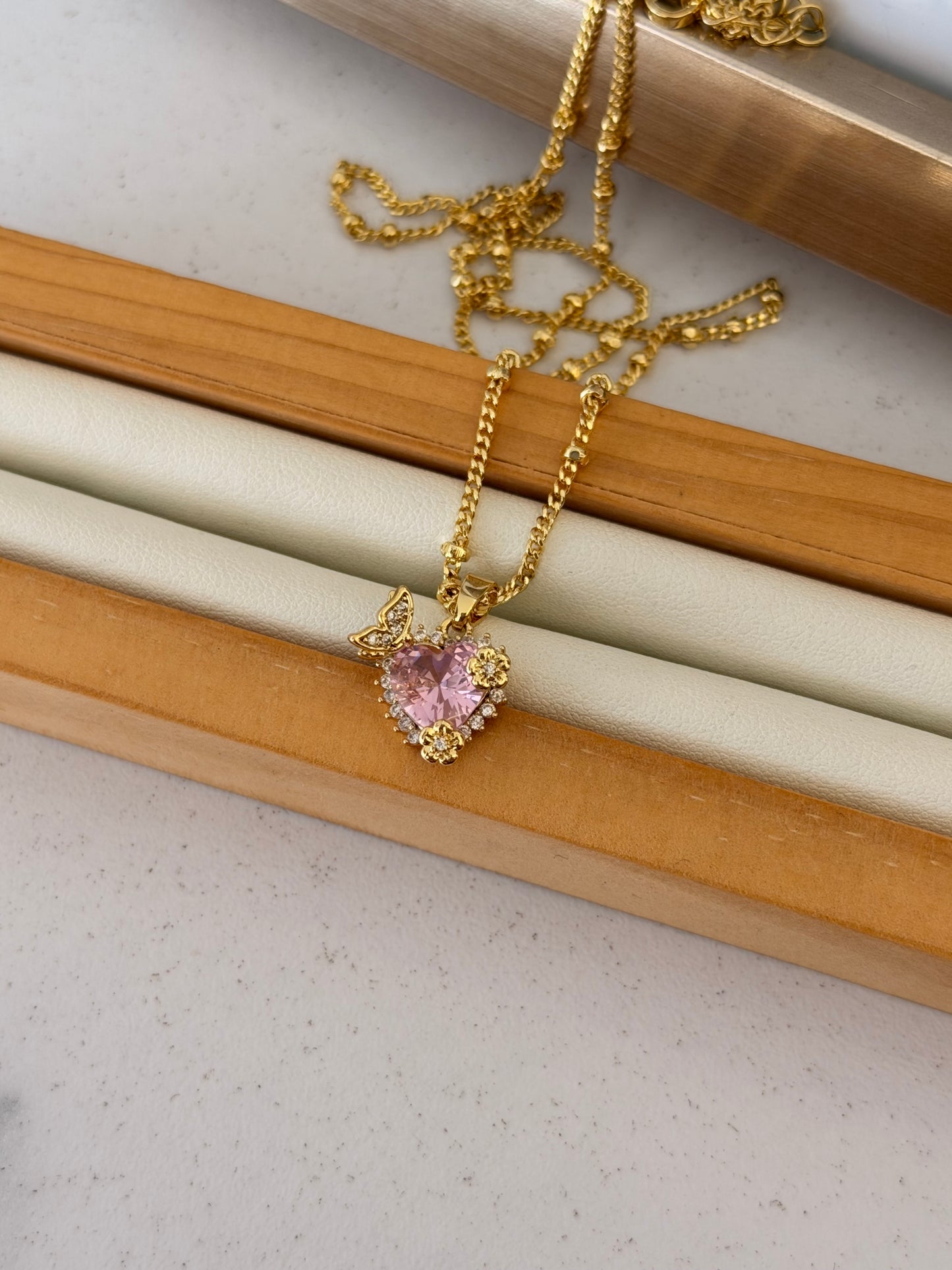 Cadena corazón diamante rosado