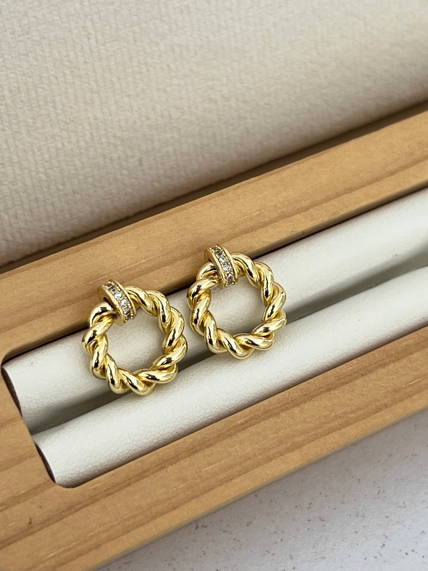 Topo círculo chispa