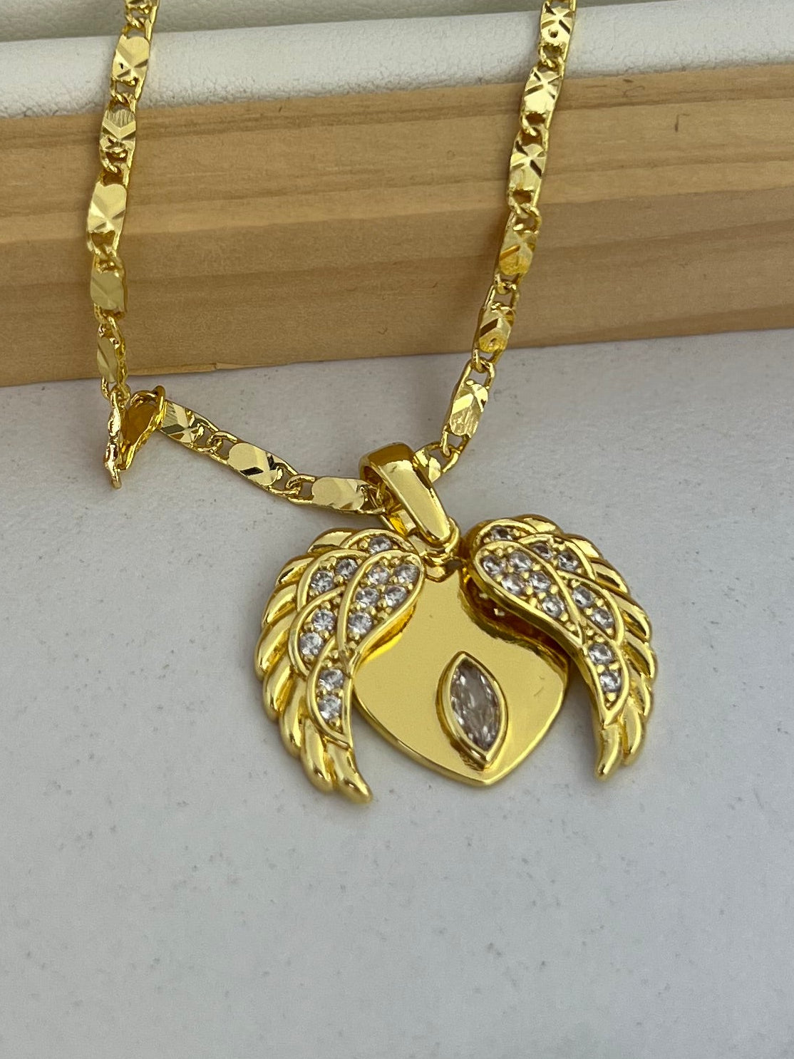 Cadena rodio ala y corazón