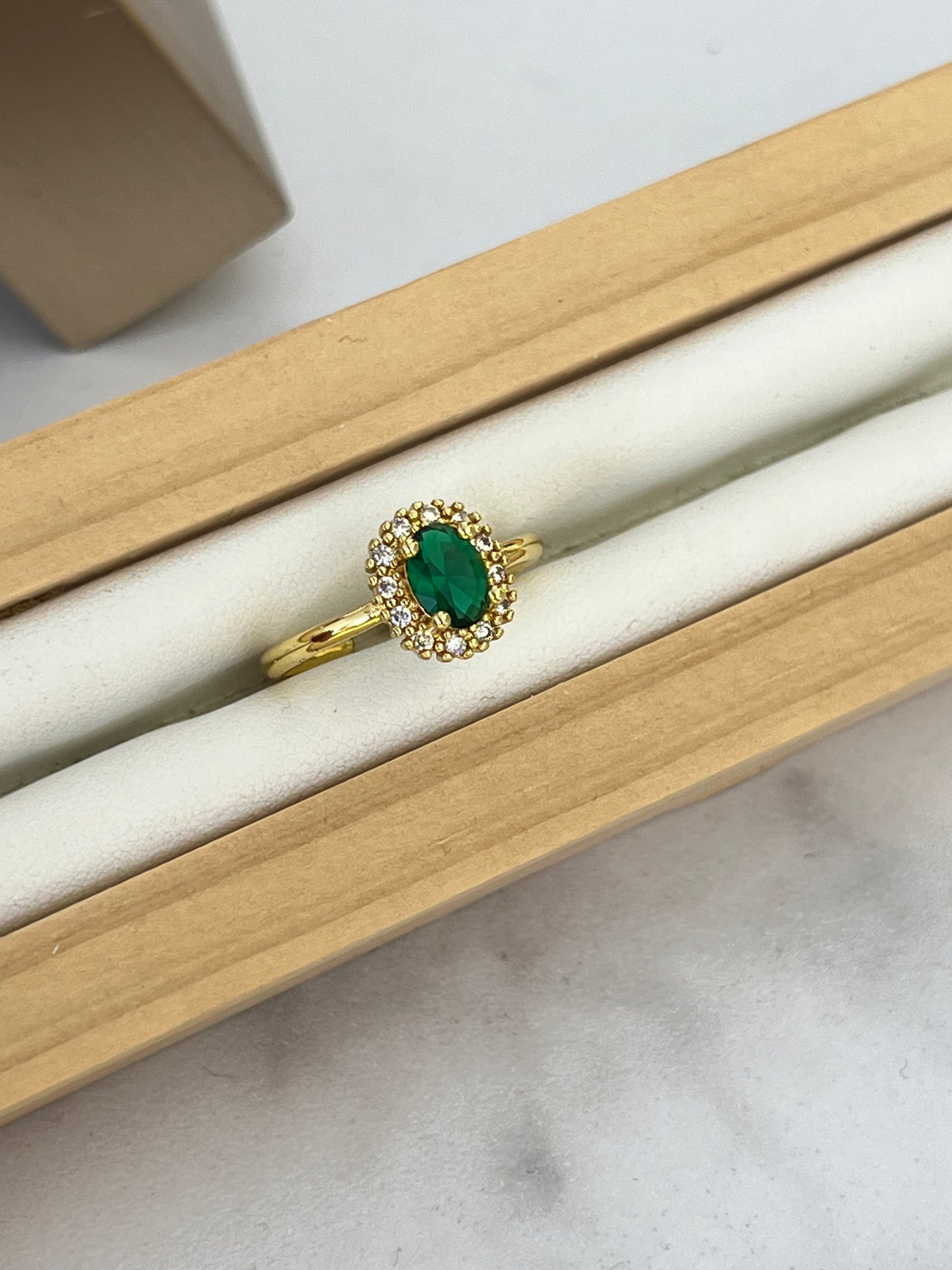 Anillo graduable rodio Esmeralda grande