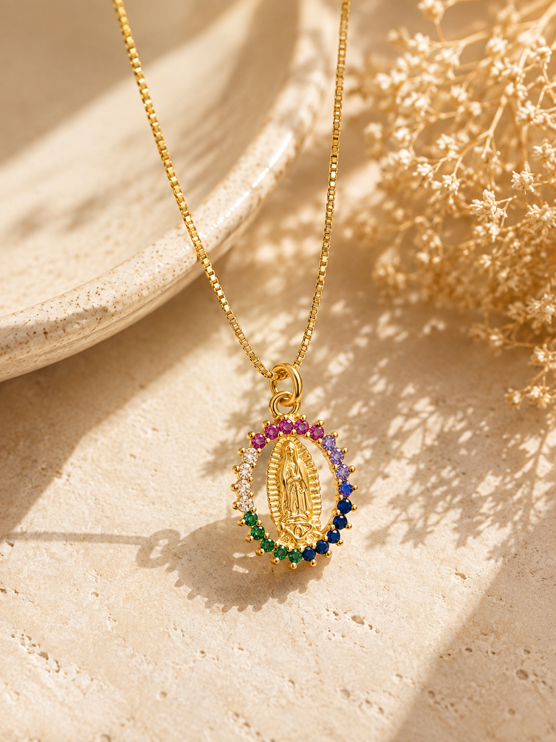 Cadena virgen mediana 004