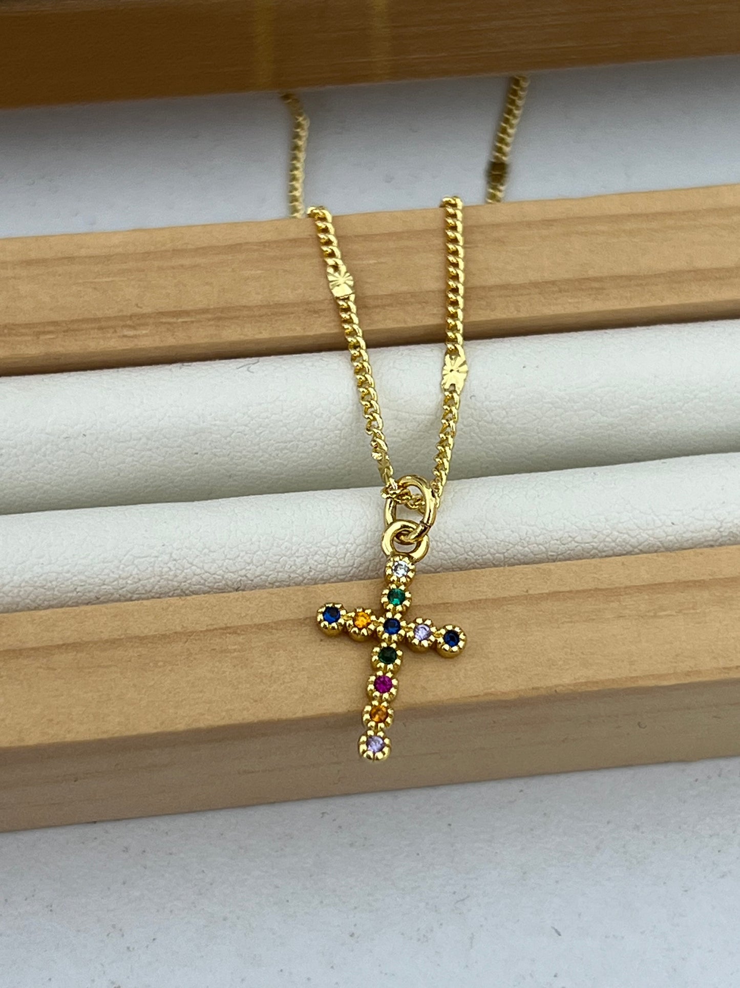 Cadena cruz mini colores