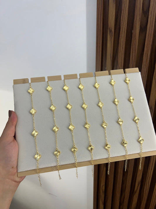 Pulsera rodio trébol dorada