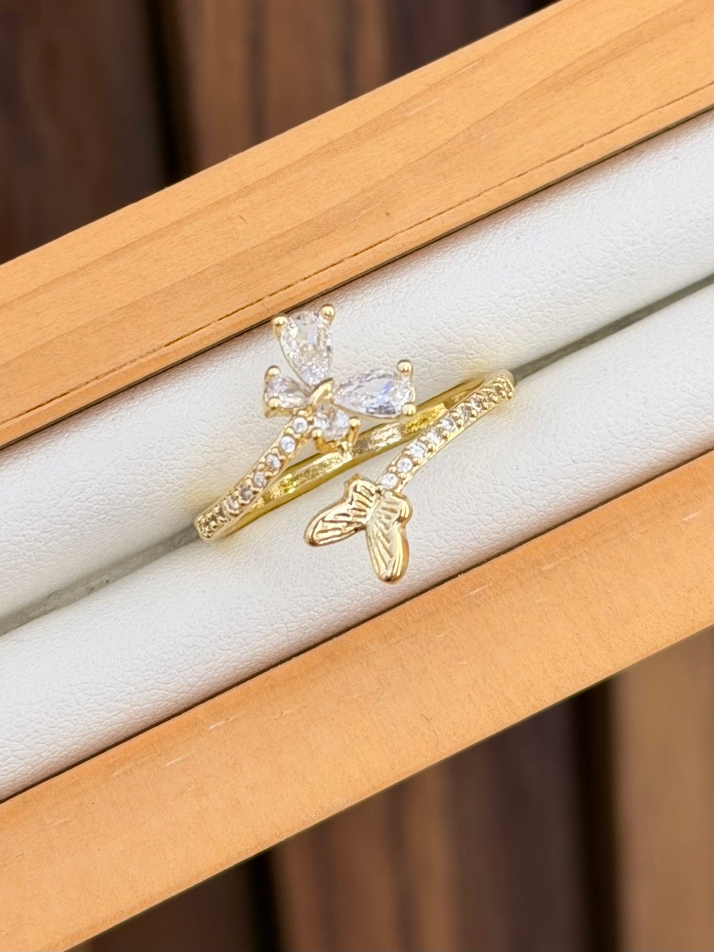 Anillo 2 mariposas diamantes
