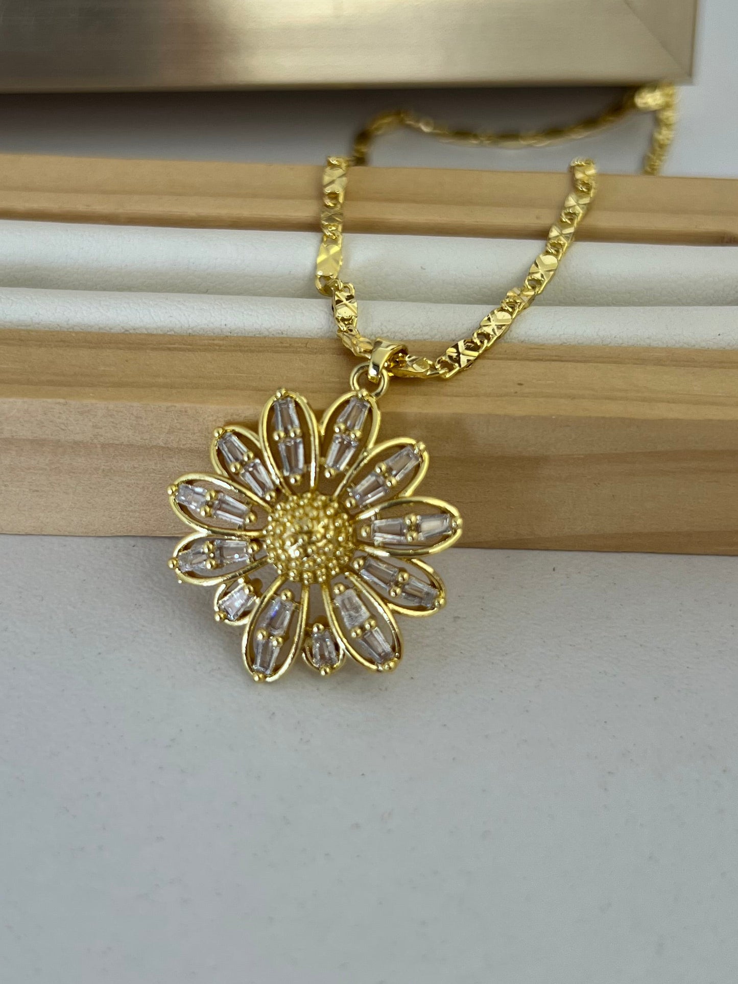 Cadena girasol Rodio