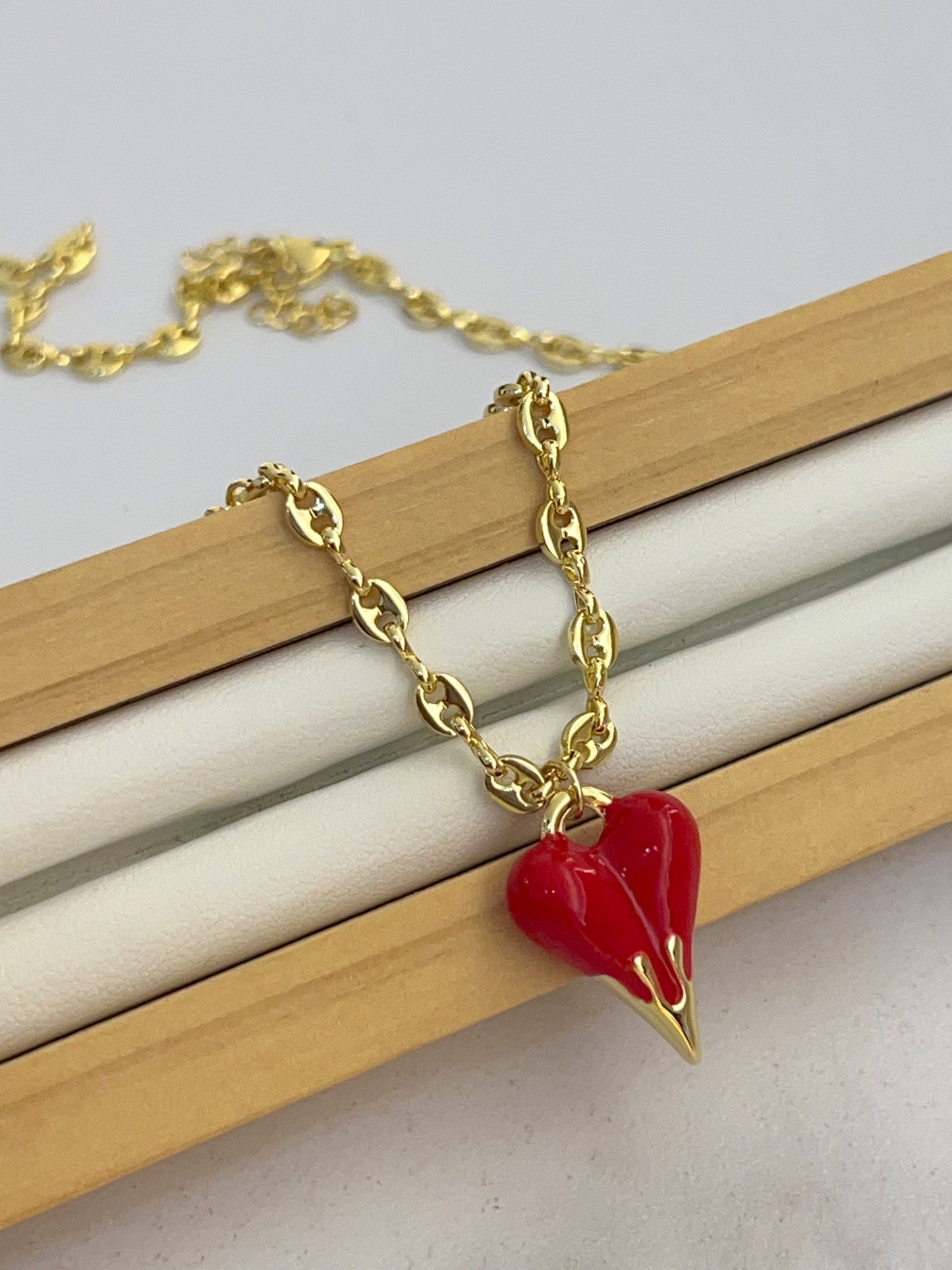 Cadena corazón con cadena Gucci