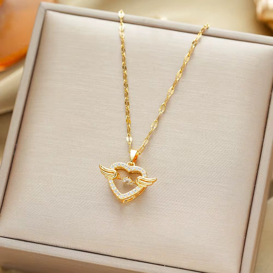 Cadena acero corazón alas